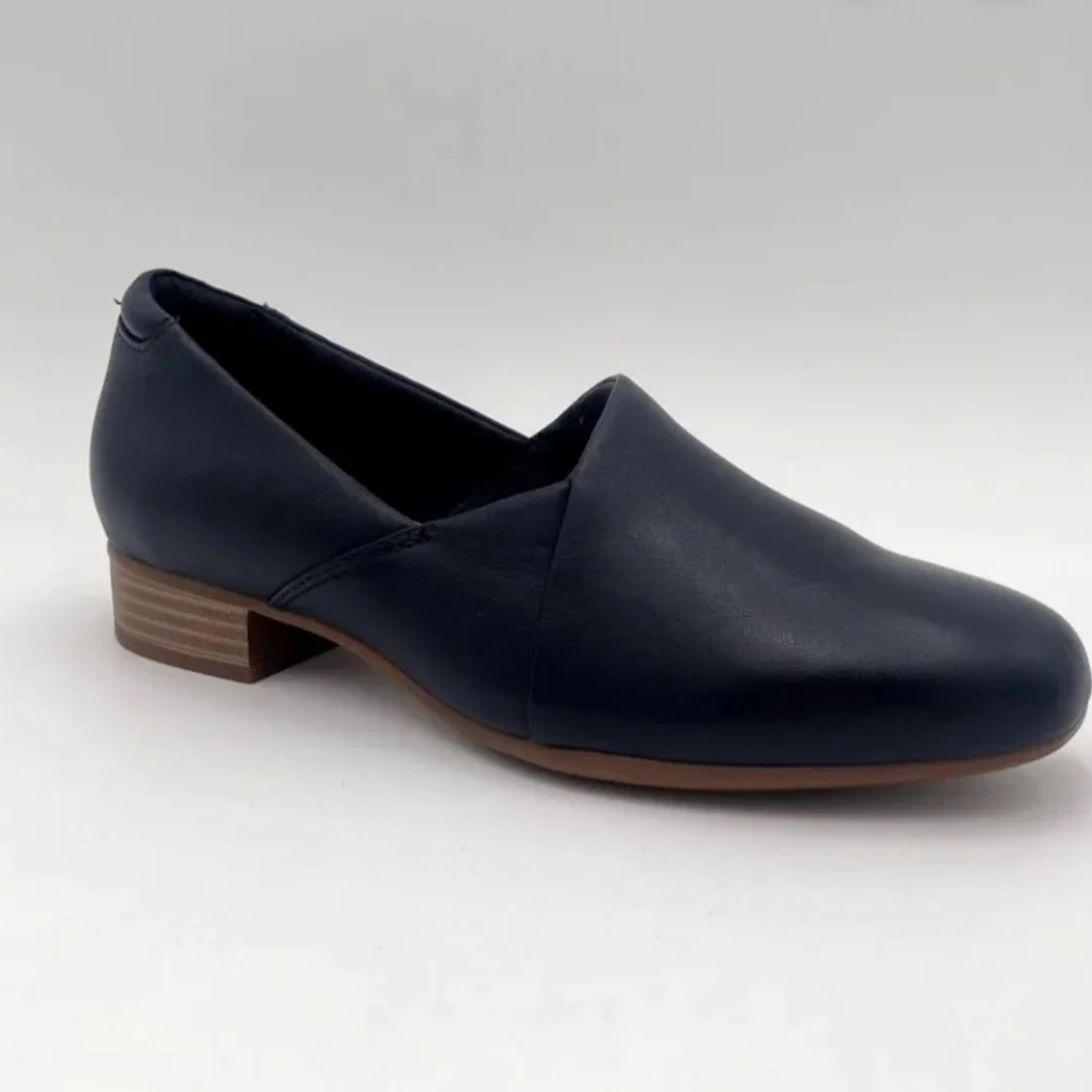 Clarks Juliet Palm Navy Blue Loafers Women's Size 8 Brand New In Box